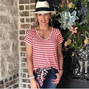Cabi shrunken tee. Spring 2020. Limited edition. Large. EUC. Worn once.